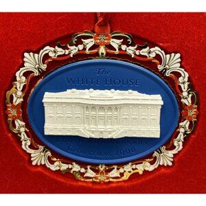 Vintage Christmas Collectible Ornament By The White House Historical Association